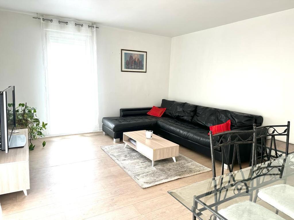 Big Logement , Jo2024, Stade De France, Paris, Metro , Parking Gratuit Сен-Дені Номер фото